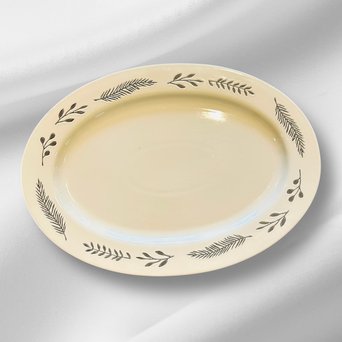 Oval Beige Leaf Platter