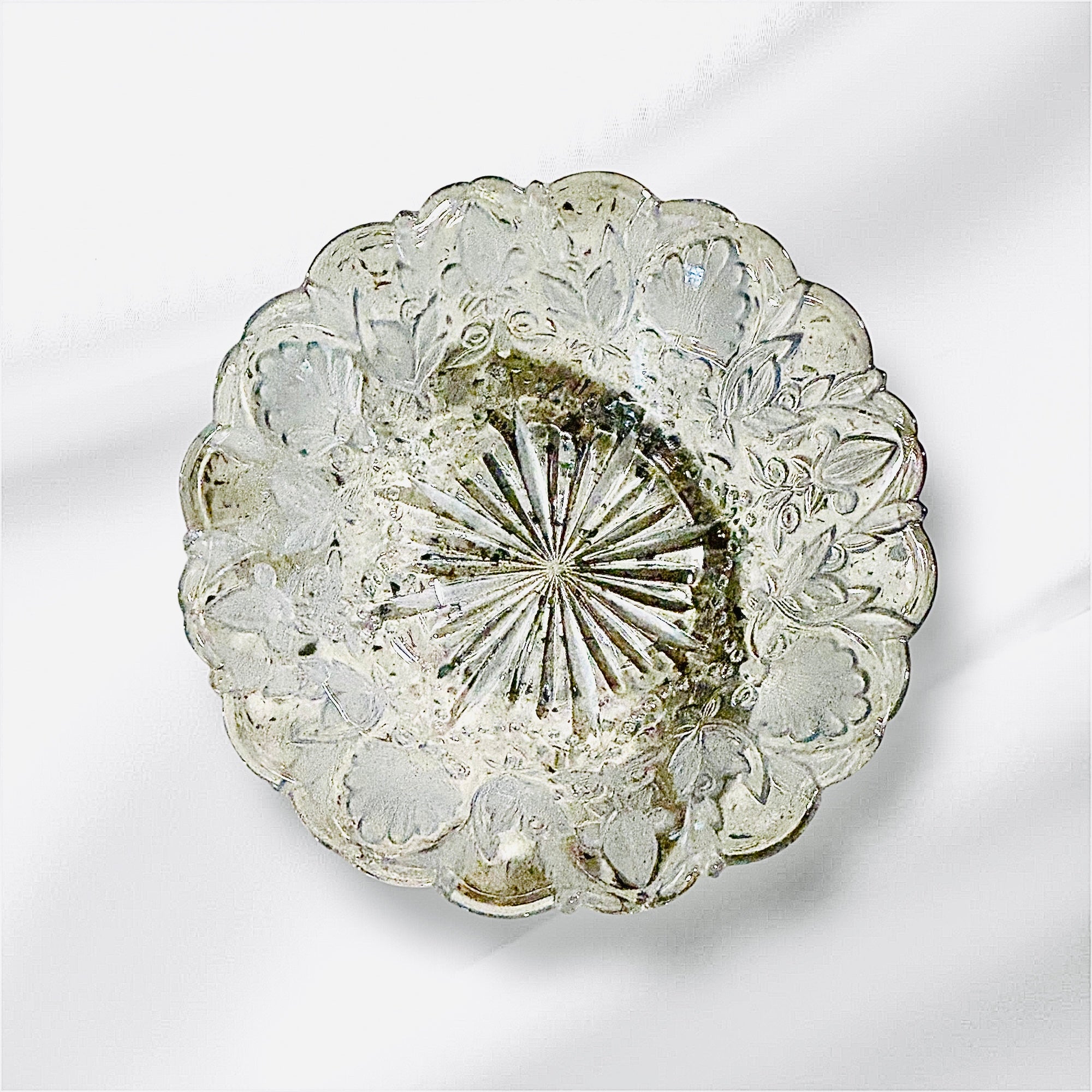 Glass Leaf Bowl