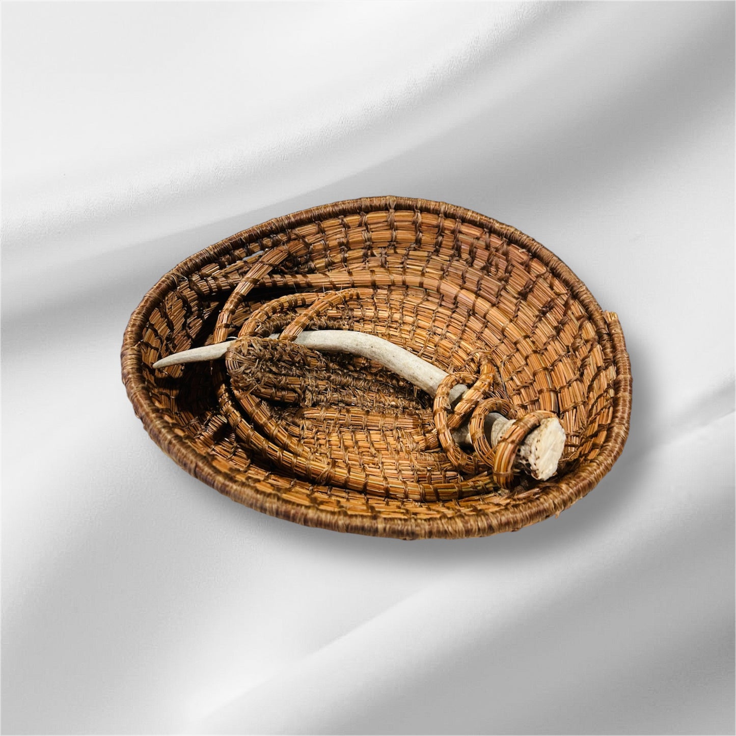 Hand-Crafted Pine Needle Basket by Jenny Wrenn Designs