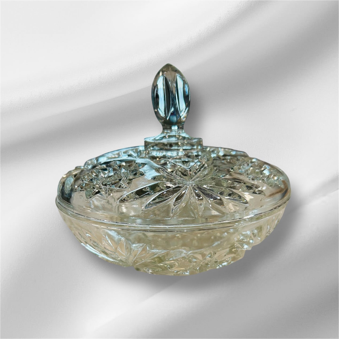 Tear Glass Bowl with Lid