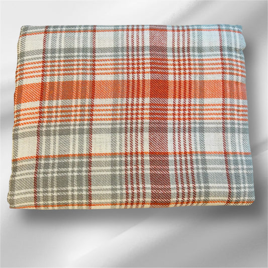 Bella Vita Woven Tablecloth 60" x 120"